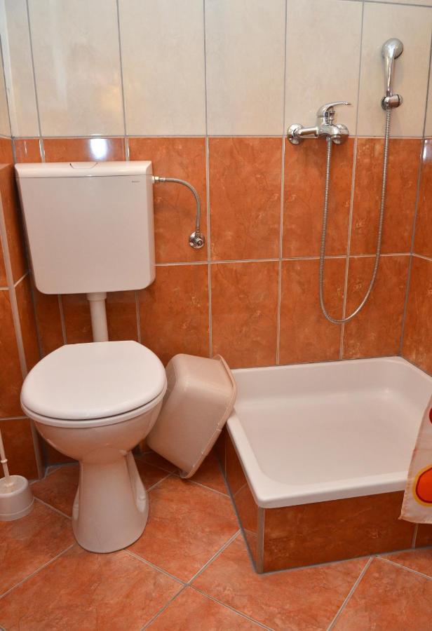 Apartments By The Sea Gradac, Makarska - 13681 외부 사진