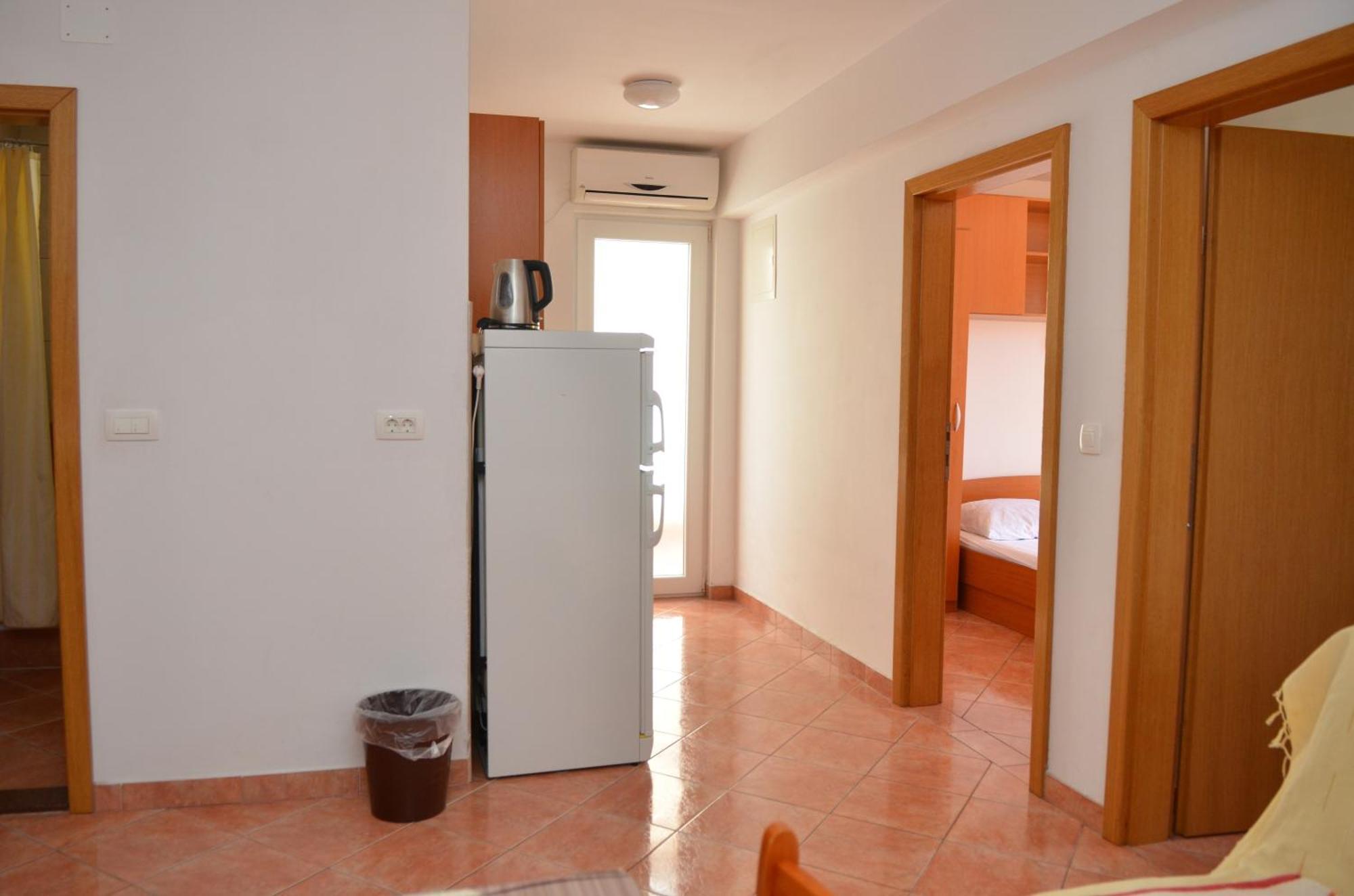 Apartments By The Sea Gradac, Makarska - 13681 객실 사진